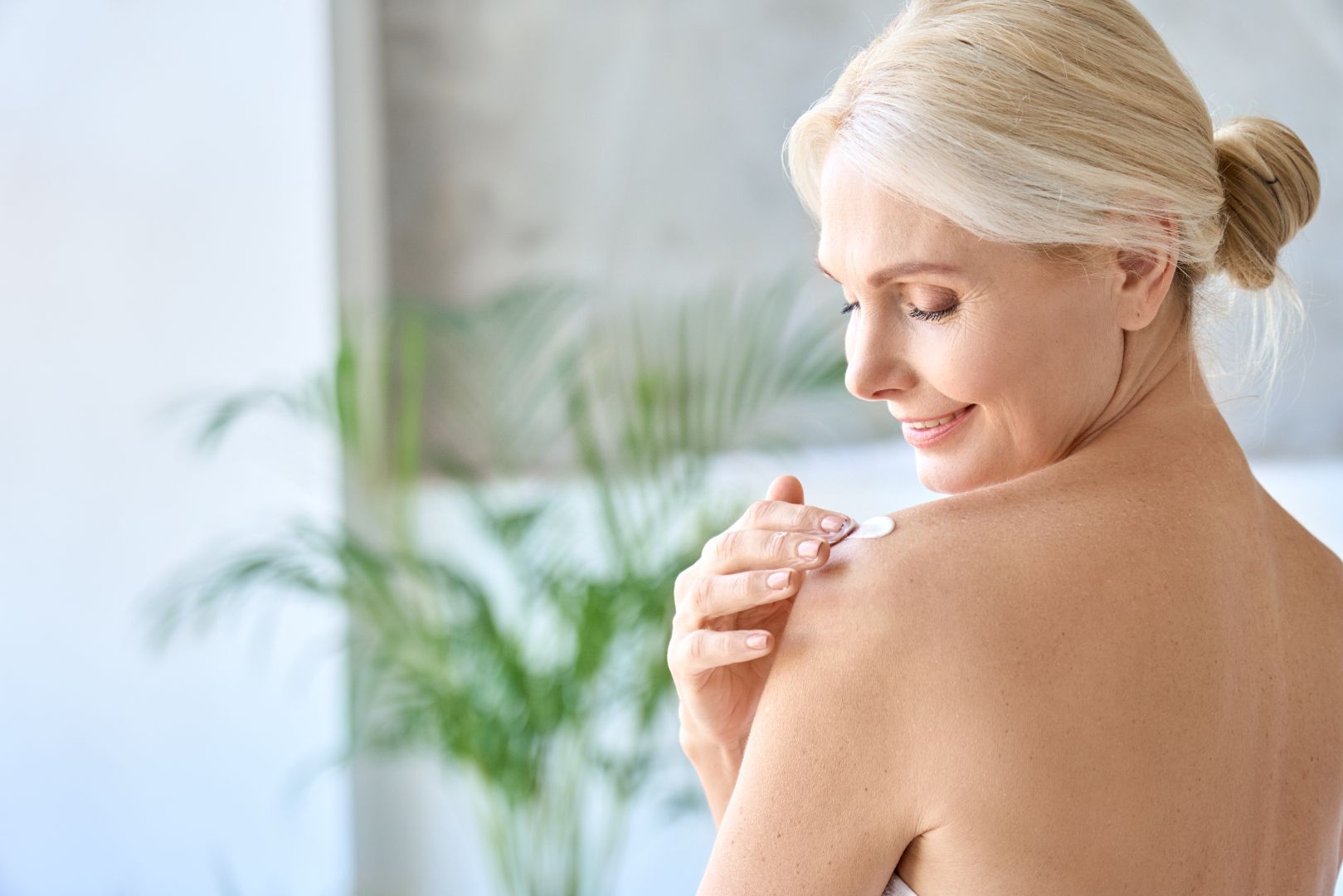collagen for nails menopause